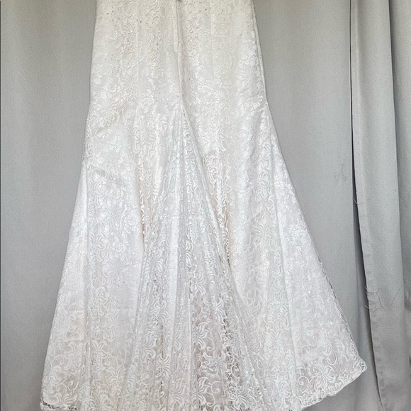 David’s Bridal Wedding Dress SZ 16 - Picture 3 of 7